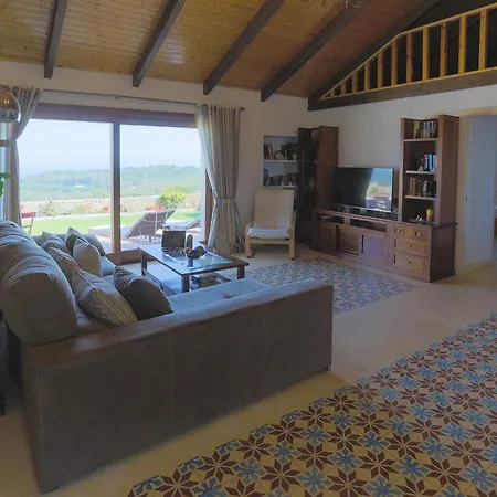 La Kır Evi *